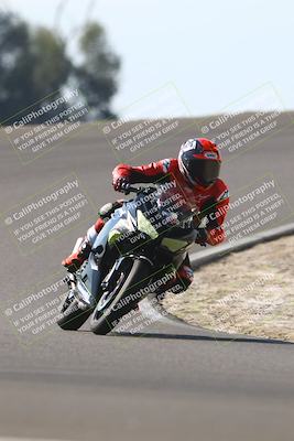 media/Nov-02-2025-Lets Ride (Sun) [[f7a3caa734]]/B Group/1220pm (Turn 2 Outside)/